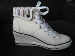 Outie-style_High_Heel_Sneaker_folded_collar_white